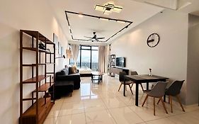 New Georgetown Instagramable 2Br Homestay For 10Pax 无敌美景两房民宿 Beacon Executive Suite